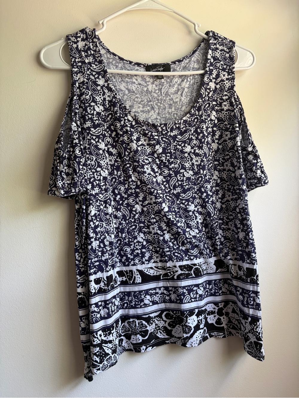 Lord & Taylor Viscose Cold Shoulder Navy White Floral Paisley Pattern Women’s M